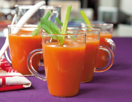 Gaspacho express tomate-basilic