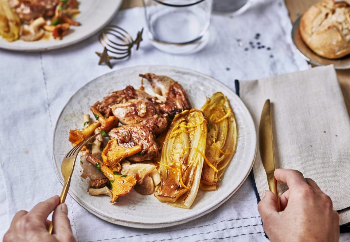 Endives braisées à l’orange, filet de cailles aux champignons et au cognac