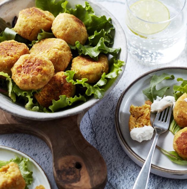 Falafels aux restes de légumes carotte, céleri, persil, graines de sésame