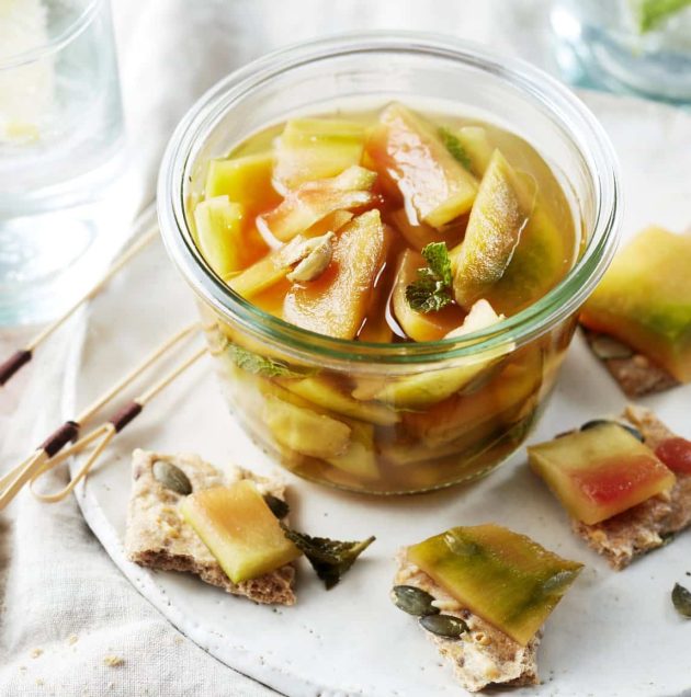 Pickles de peau de melon et pastèque, cardamome, menthe