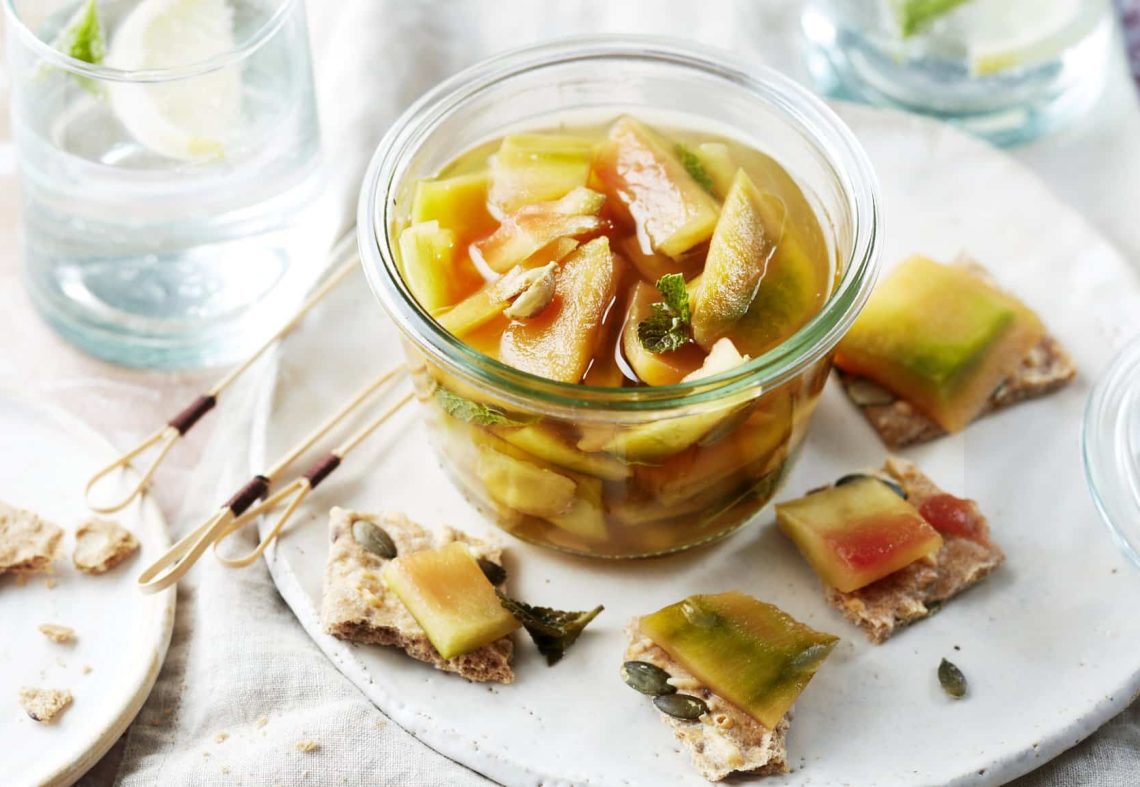 Pickles de peau de melon et pastèque, cardamome, menthe