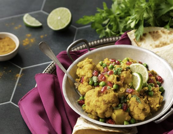 Aloo gobi au chou-fleur et petits pois